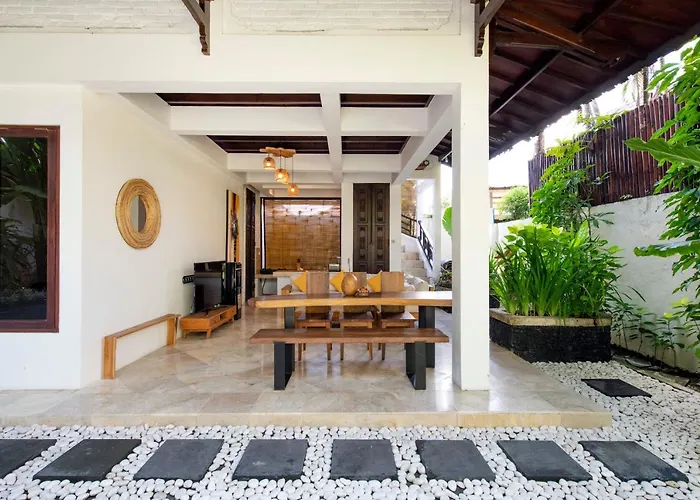 Villa Lunacasa, Modern Comfort In Balinese Style, 500m To Beach *