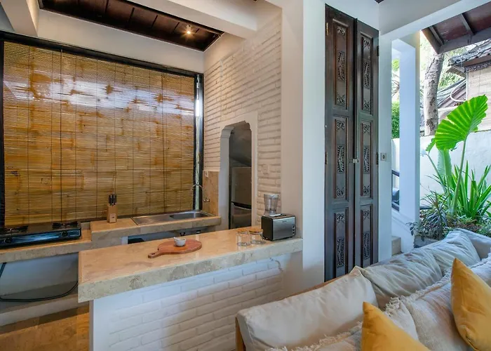 Villa Lunacasa, Modern Comfort In Balinese Style, 500m To Beach Seminyak