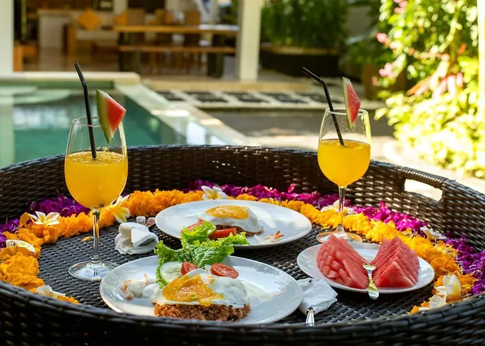 Villa Lunacasa, Modern Comfort In Balinese Style, 500m To Beach *